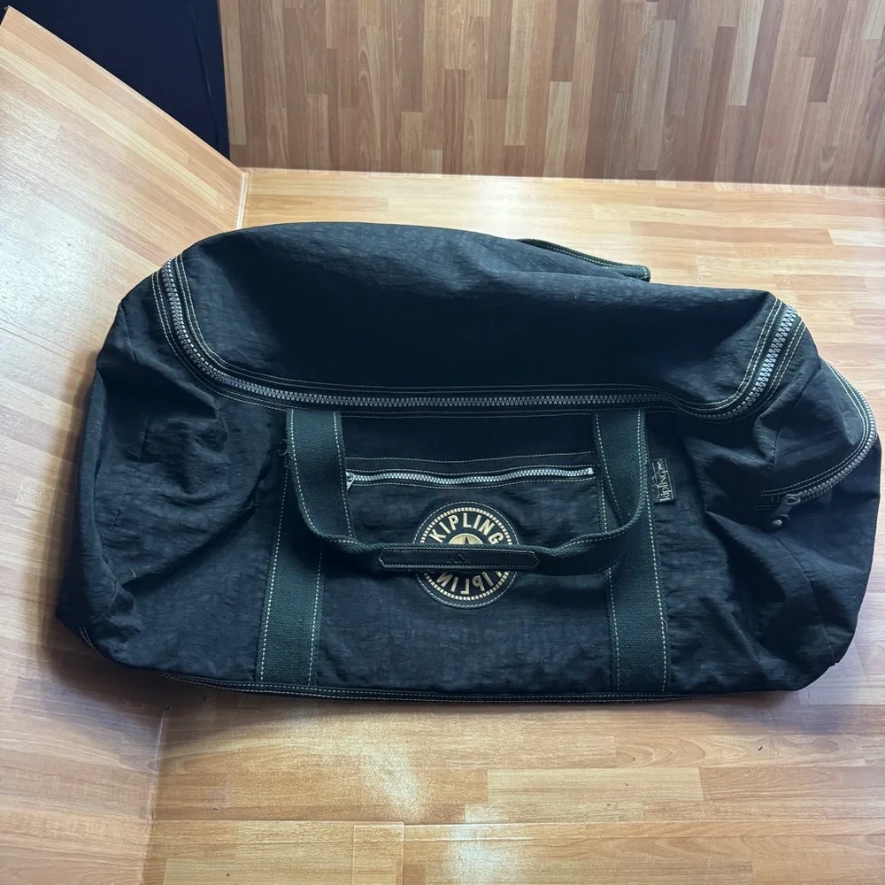 Kipling duffel bag